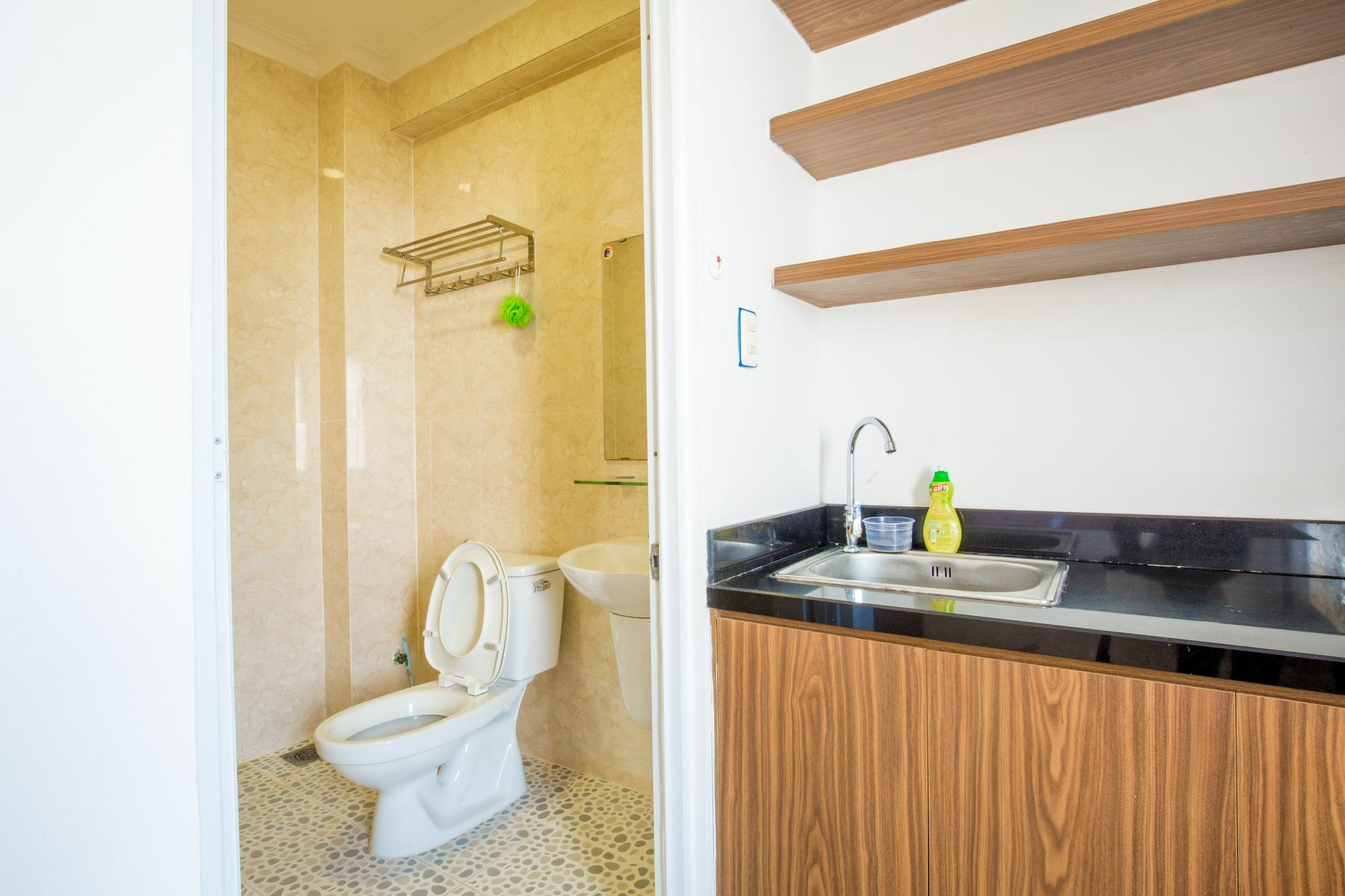 Quiet Hostel Saigon Ho Chi Minh City Exterior photo